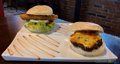 Joes Diner, Surganya Pecinta Burger
