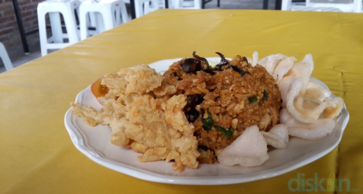 Lezatnya Nasi Goreng Jamur dan Rendang Jamur ala Kedai Djamoer Jogja