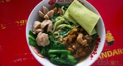 Mie Hijau Super Lezat ala Mie Ayam Tunggal Rasa