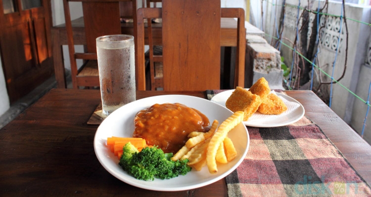 Sensasi Menyantap Tempe di Heritage Cafe Jogja